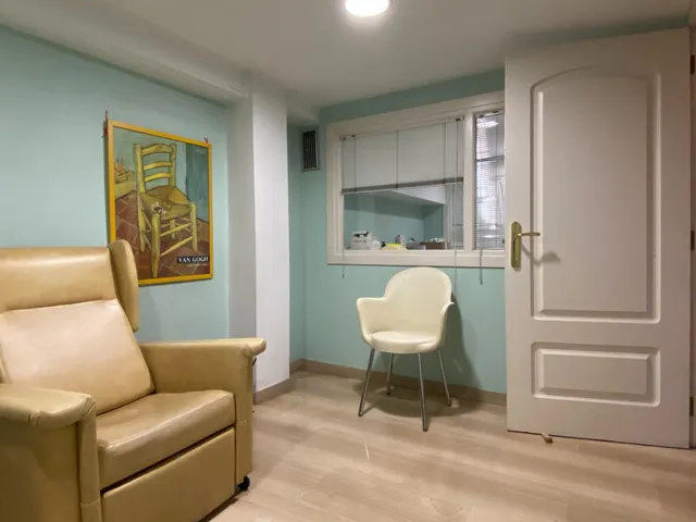 Clínica con licencia sanitaria en Avenida de Andalucía, RESIDENCIAL LAS ADORATRICES — 28