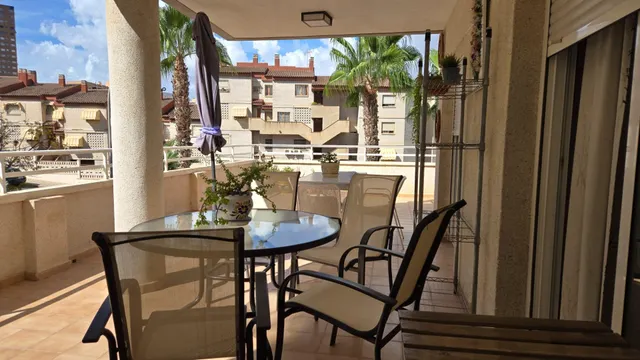 DISFRUTA DE GRAN TERRAZA DE TU ARRENDAMIENTO TEMPORAL — 19