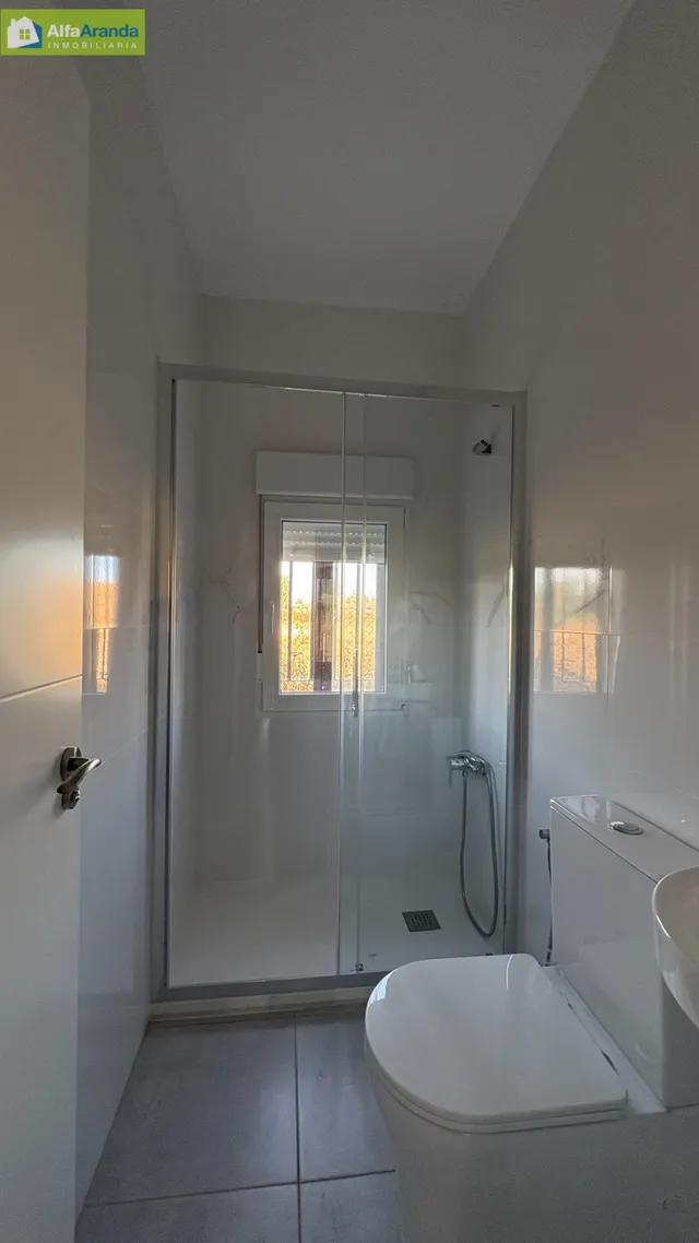 Casa chalet reformada en alquiler 4 dormitorios — 7