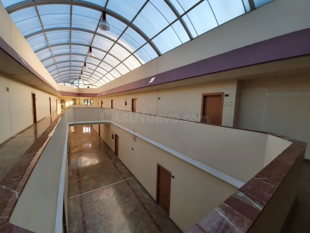 MAGNÍFICAS OFICINAS DISPONIBLES A 800 METROS DE PARADA DE ME - foto 3