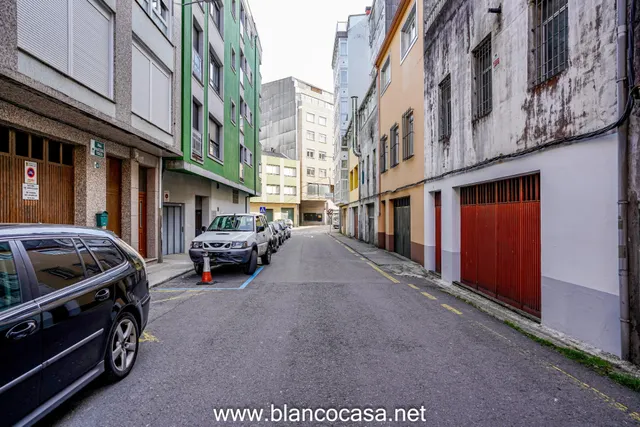 Espacio amplio y versátil en Carballo ideal para uso comercial ó personal — 6