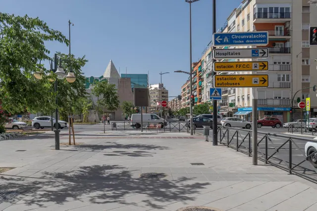 Alquiler plaza de aparcamiento para moto en Arabial — 49