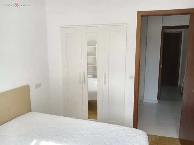 PISO EN ALQUILER EN RÚA ESPÍRITU SANTO, SANTIAGO - foto 3