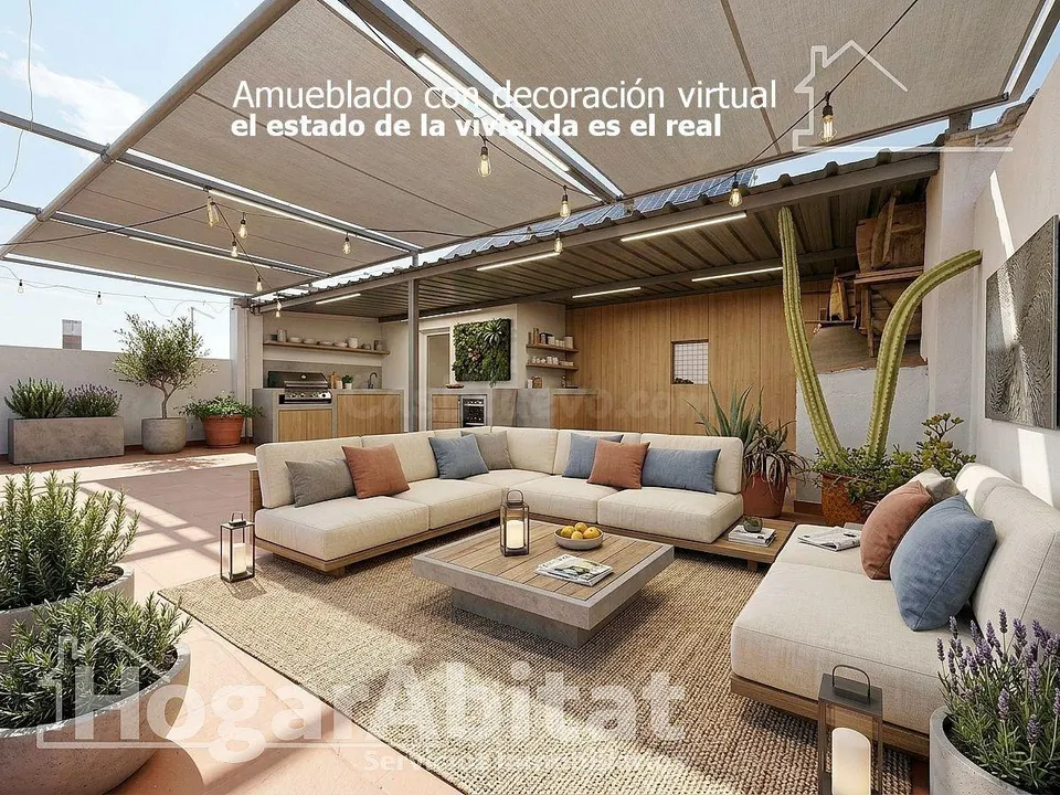 ¡En buena zona! Casa amplia y luminosa con gran terraza y balcón