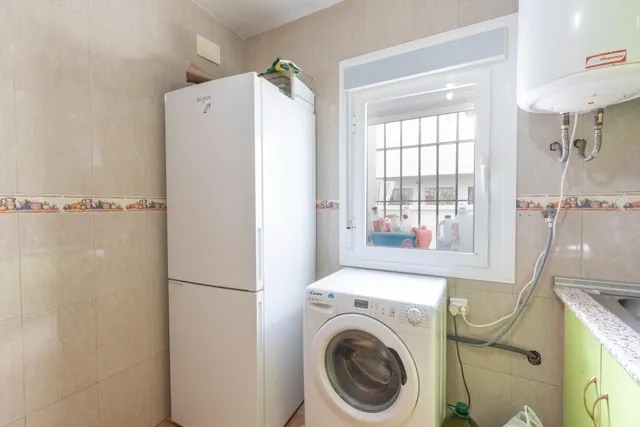 CASA EN VENTA EN GUADIX – ZONA MERCADONA — 6