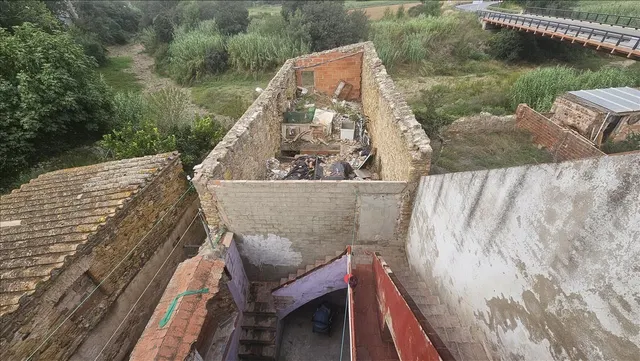 Casa adosada en la bisbal d'empordà — 26