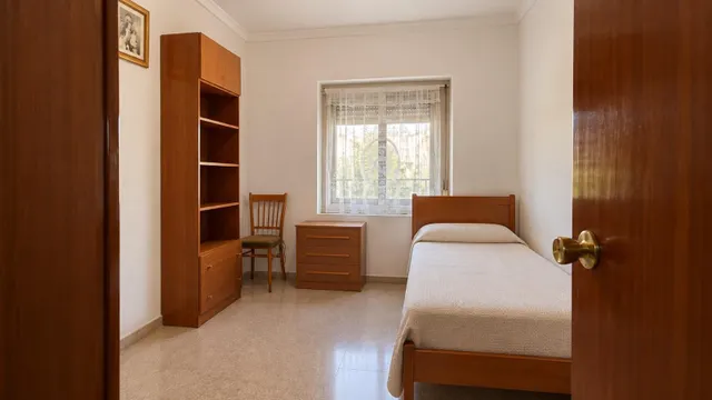 Vivienda unifamiliar con dos viviendas independientes, terraza y almacén en Cañada — 6