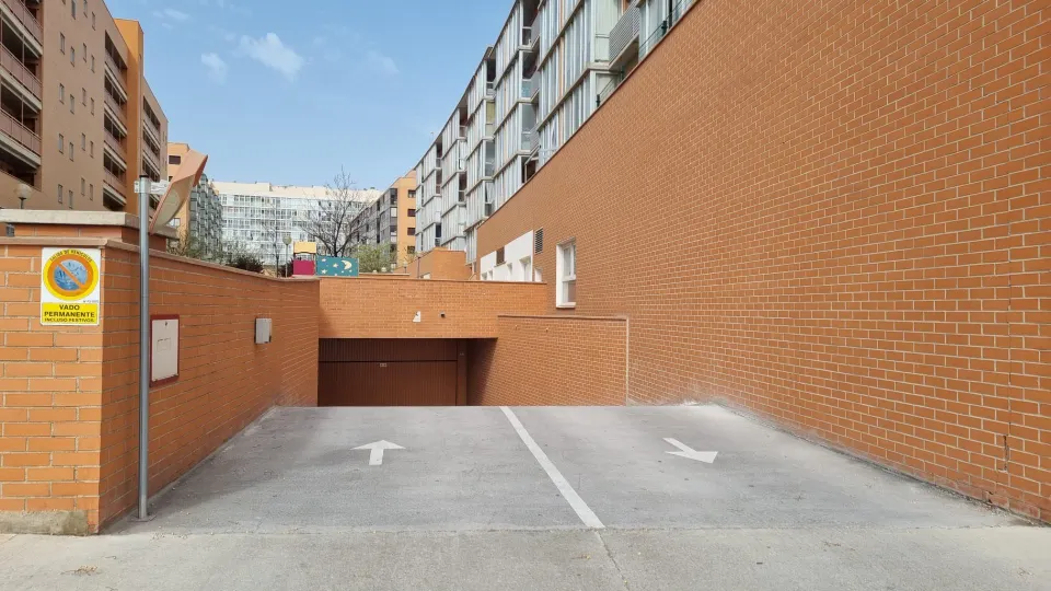 GARAJES EN VENTA C/ VIRIDIANA, VALDESPARTERA