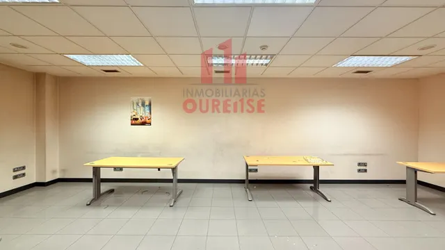 REF. 5650 VENTA DE DOS LOCALES COMERCIALES ACONDICIONADOS COMO OFICINAS — 12