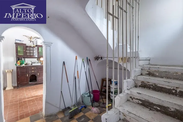 Casa con Parcela a Reformar en Granada — 17