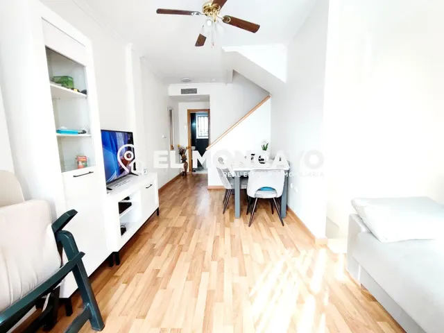 Fantástica vivienda adosada con vistas al mar en Guardamar d - foto 3