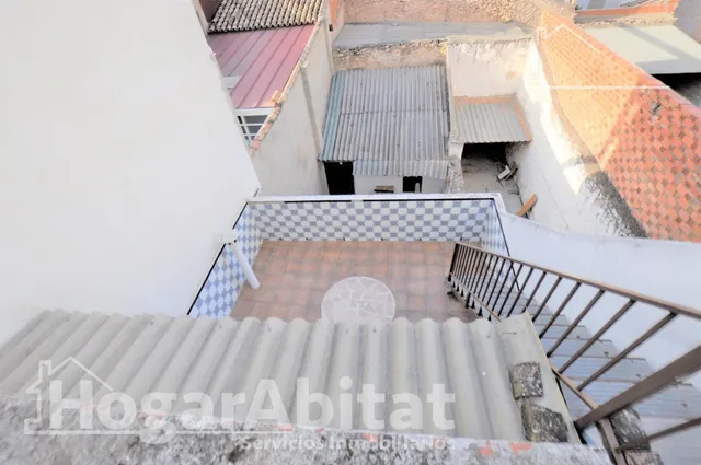 Casa amplia y luminosa con tres terrazas y gran garaje, en el centro — 19