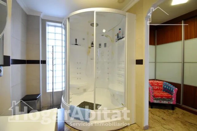 ESPECTACULAR CHALET CON PISCINA, GARAJE, TERRAZA Y ASCENSOR — 47