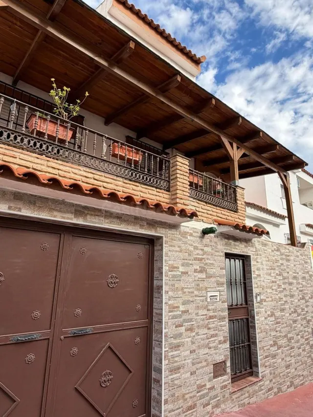Casa 5 habitaciones 175m² en venta - Capellanía - Retamar - foto 2