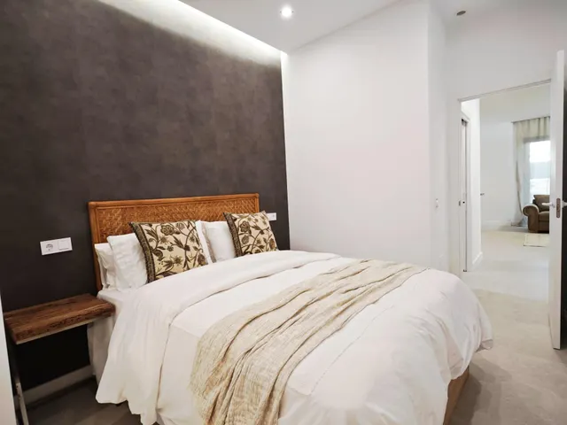 Apartamento en Fuengirola de 2 dormitorios, 2 baños junto al mar en doña sofía — 23