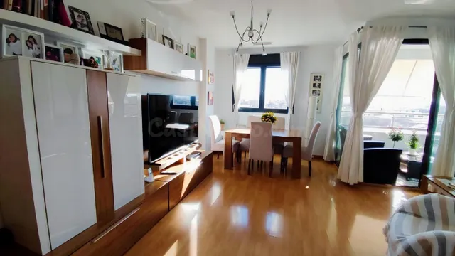 Espectacular Piso en Alquiler en Granada – Ideal para Funcio