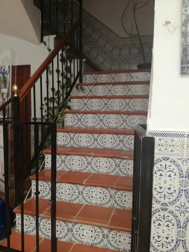 CASA GRANDE EN EL CENTRO DE ARCOS. — 2