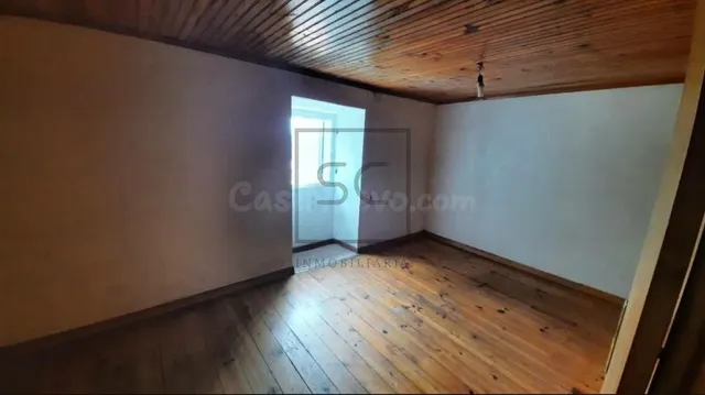 Casa de piedra para reformar en Serantes, Ferrol — 3
