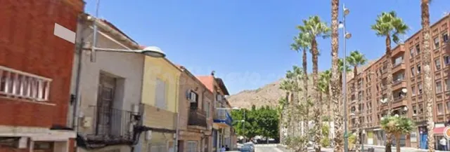 CASA EN ORIHUELA