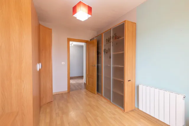 ¡¡¡amplio piso de 3 dormitorios, 2 baños, cochera y trastero, por solo 179.900 €!!! — 22
