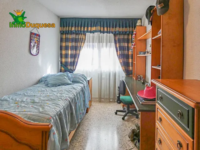 Piso de 3 Dorm. en 2ª planta. — 13