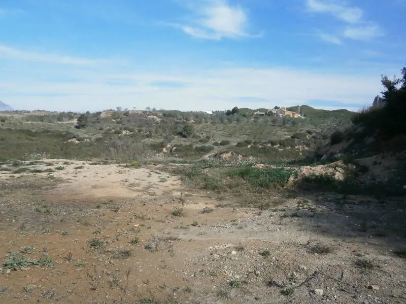 TERRENO EN CASTELLBIBAL EN ZONA CAN NICOLAU (ENTRE CASTELLBISBAL Y MARTORELL)