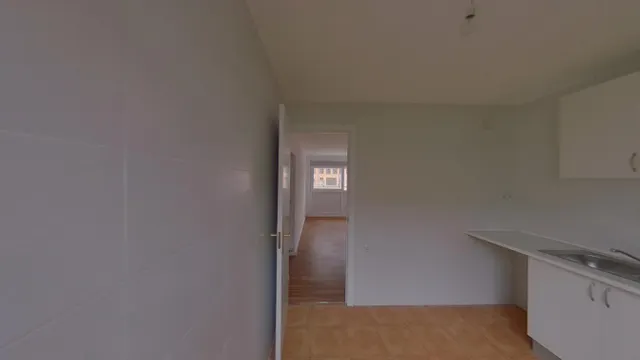 Venta de Vivienda en Marbella, Málaga. Activo Inmobiliario Sin Posesión / Alquilado / No se Puede Visitar ni Financiar. — 16