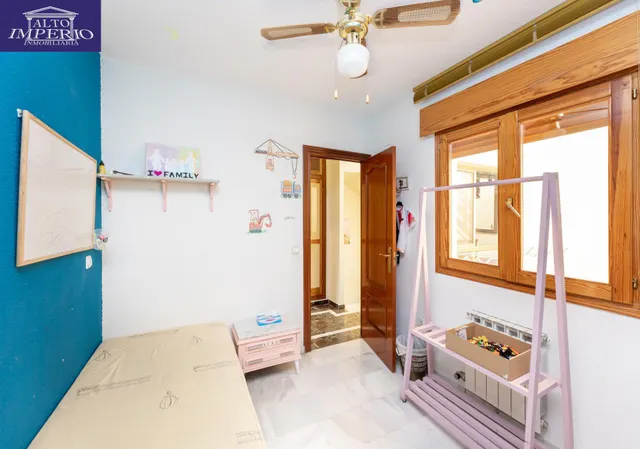 Se vende bonita casa adosada de 4 dormitorios con piscina privada, garaje y gimnasio — 23