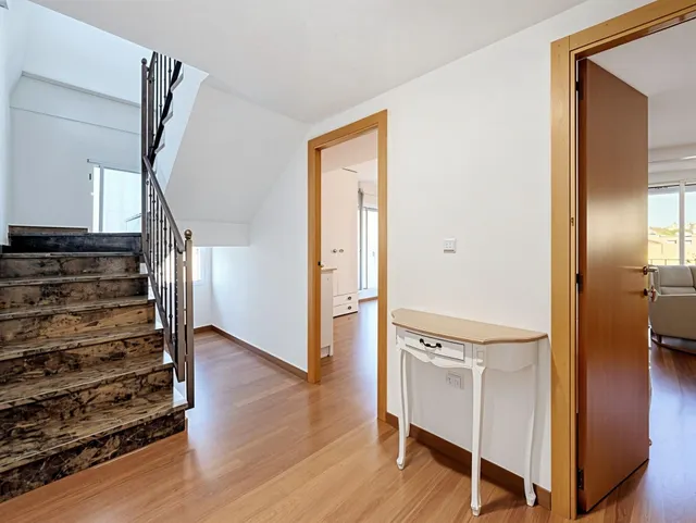 Ático dúplex de lujo en Xàtiva: 5 hab, terraza privada y garaje — 20