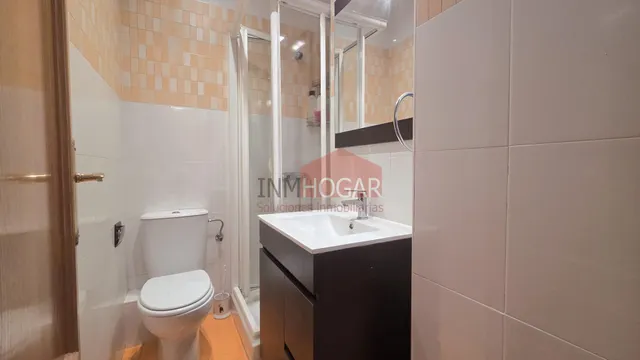 Piso en venta en Ávila,  zona sur — 30