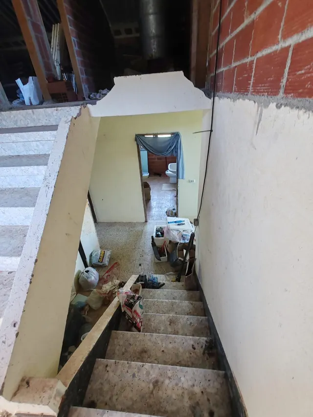 CASA EN VENTA PARA REFORMAR EN LAMPON — 7