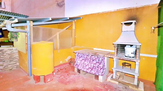 VIVIENDA UNIFAMILIAR O NEGOCIO HABITACIONAL — 6