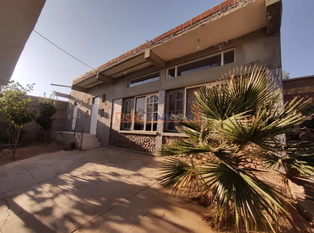 Bs.- 140.000 casita en anticrético, en la zona de Amancayas 