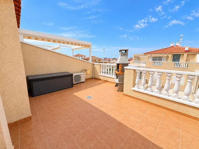Vivienda con amplio solárium privado en Zeniamar VI – Orihuela Costa — 29