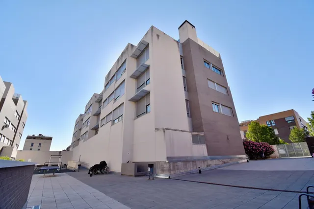 Soto del HENARES - 2 habitaciones, 2 plazas de garaje y trastero. — 36