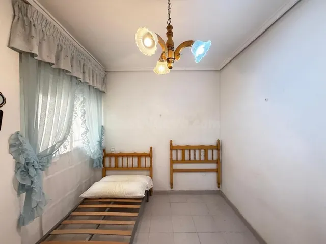 Apartamento 1 habitación 50m² en venta - Estacion de autobus - foto 4