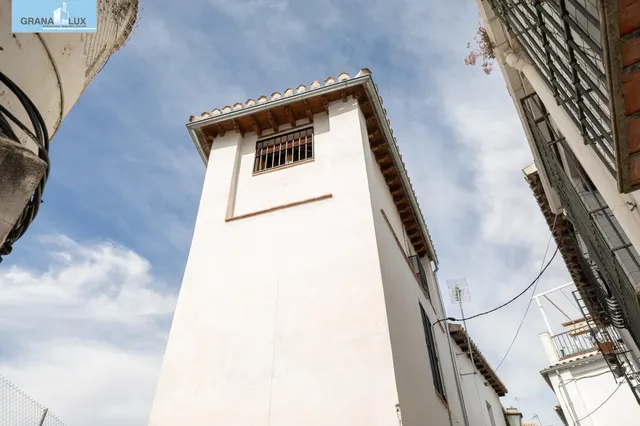 Casa unifamiliar reformada. — 22