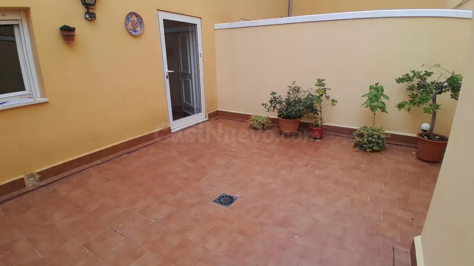 CASA - DUPLEX CON GARAJE EN YECLA