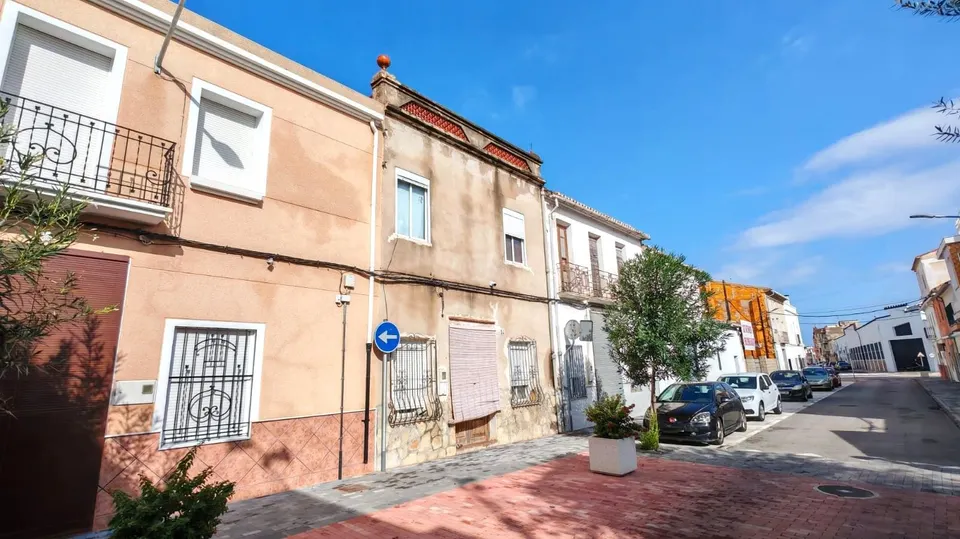 Casa 4 habitaciones 202m² en venta - Comunidad valenciana
