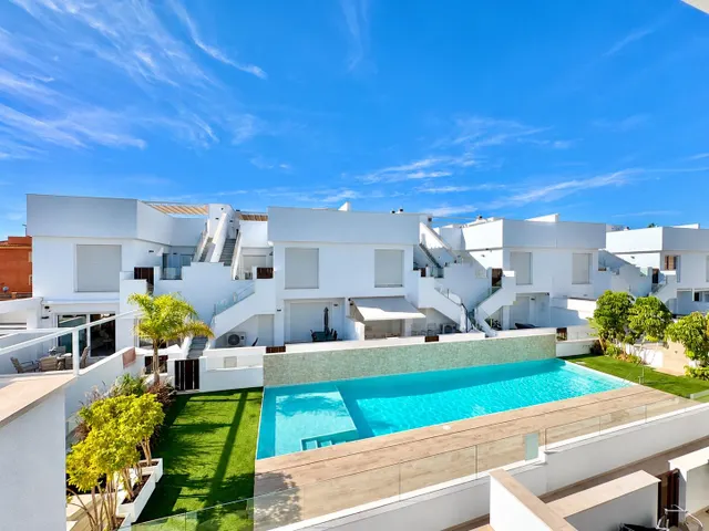 Ático 3 habitaciones 110m² en venta - Zona Pueblo — 23