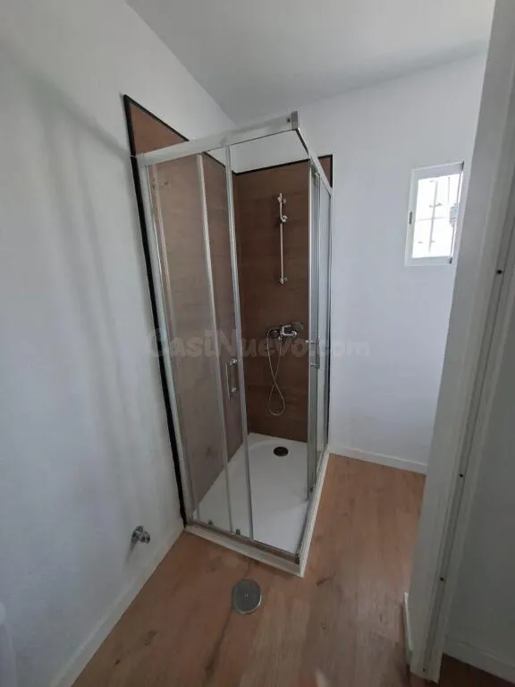 Estudio completamente reformado en el corazón de Sevilla!!! — 7