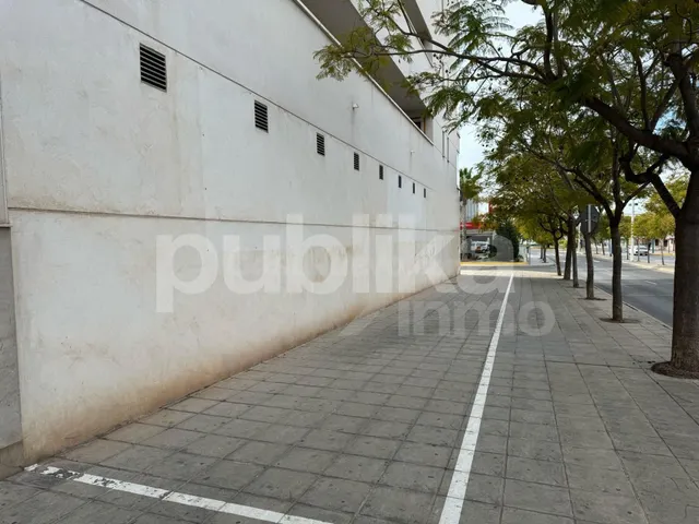 GRAN LOCAL COMERCIAL ZONA ESTACIÓN AUTOBUSES - foto 5
