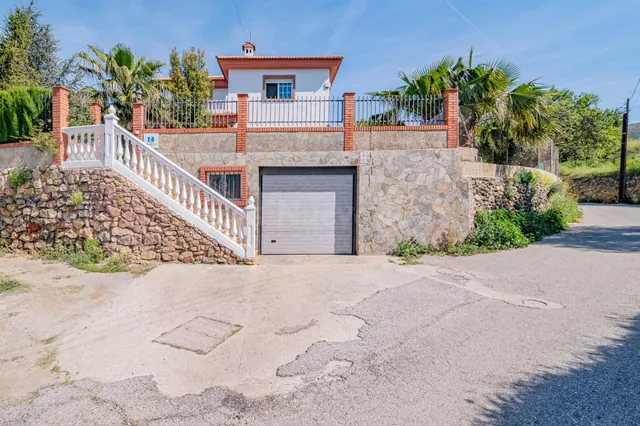 VILLA CON LICENCIA TURÍSTICA Y ALTA RENTABILIDAD EN ÓRGIVA,  - foto 3