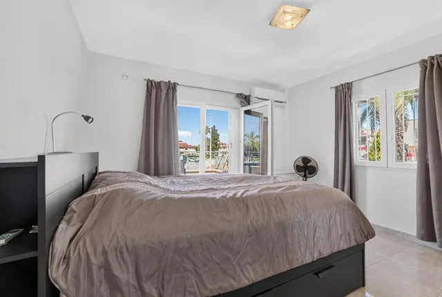 Residencial Zeniamar VIII – Acogedor adosado en esquina con solárium, piscina comunitaria, garaje y trastero — 17