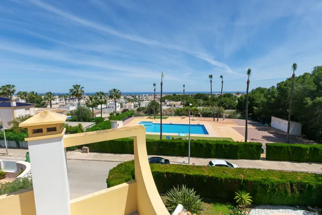 Villa 3 habitaciones 194m² en venta - Villamartín-Las Filipi - foto 3
