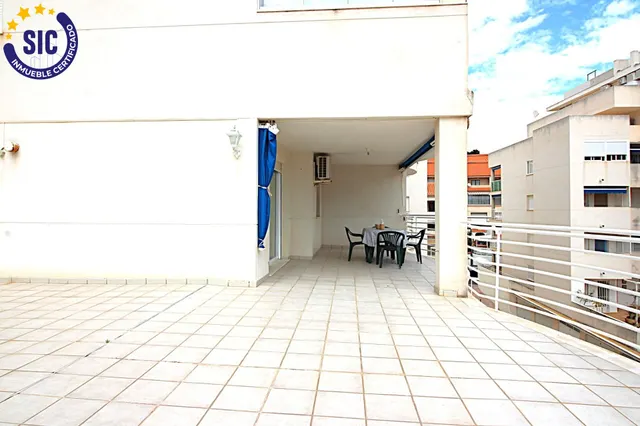 Apartamento en zona de playa de la Concha con una espectacular terraza de 88m2, piscina, garaje y trastero — 28