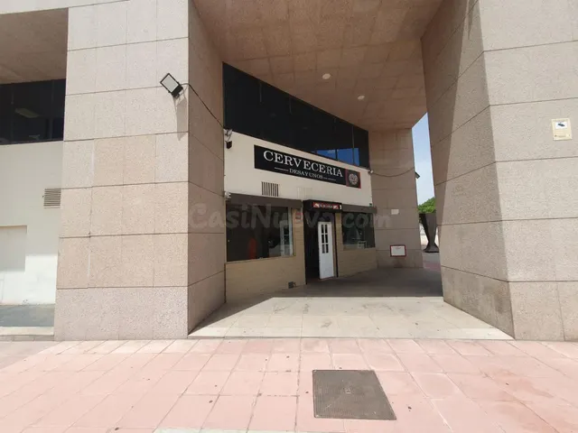 LOCAL COMERCIAL DISPONIBLE EN SEVILLA ESTE - foto 3