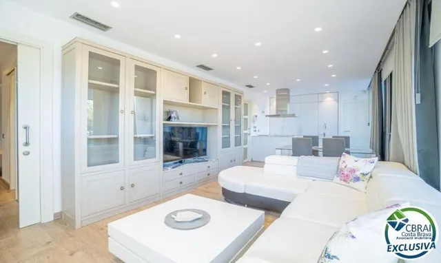CLOT DELS FRANQUETS Planta baja de 3 dormitorios con 224 m2  - foto 5