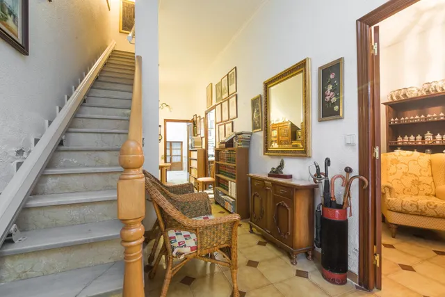 VIVIENDA UNIFAMILIAR CENTRICA — 4
