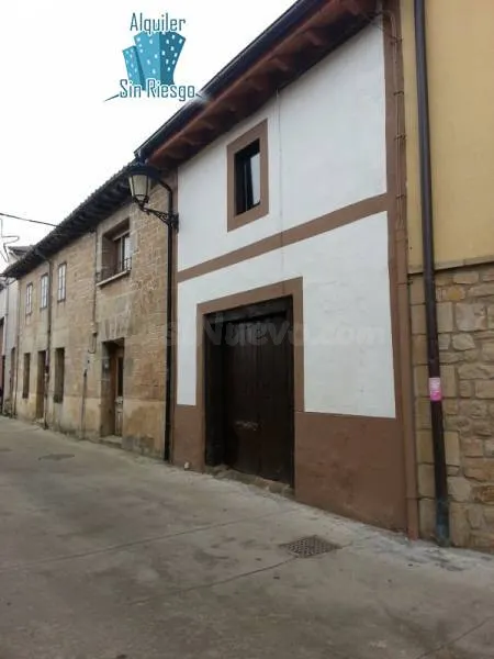Se vende casa para rehabilitar en LA PUEBLA DE ARGANZÓN (Bur